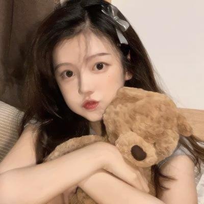 福尔摩斯小姐
