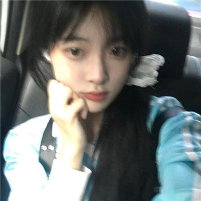 主演 E